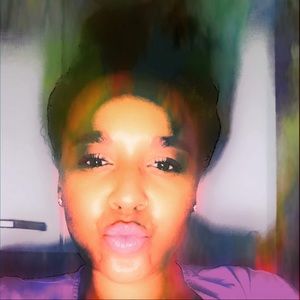 Meet your Posher, Tiffany